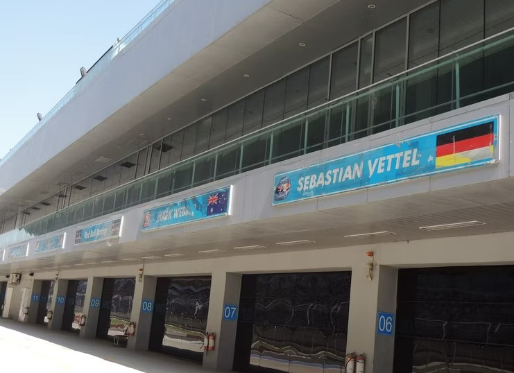 Mark Webber and Sebastian Vette banners are still up