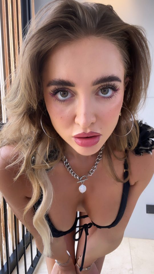 Georgia struck a sultry pose for the camera