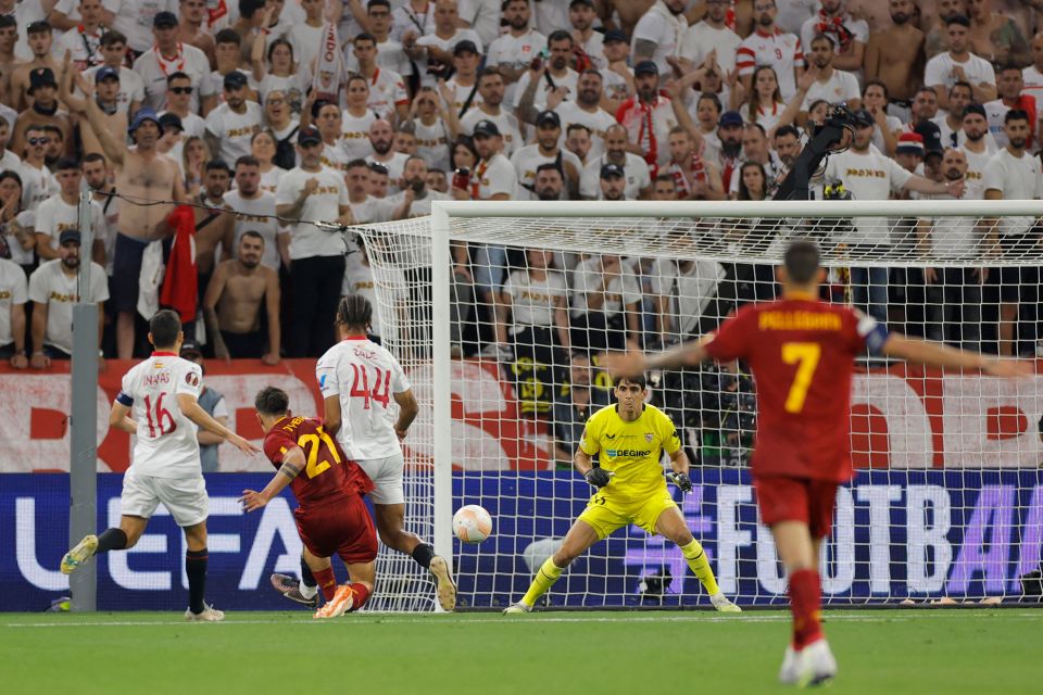 Paulo Dybala fired Roma ahead in the 34th minute