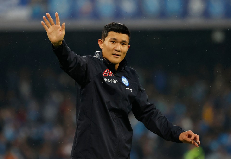 Napoli hope Man Utd target Kim Min-jae signs a new deal removing his release clause