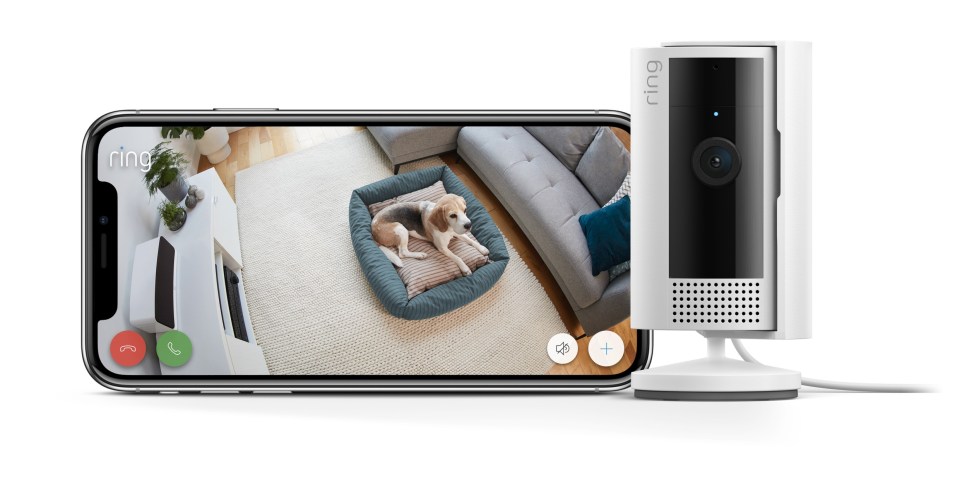 New model features a manual privacy cover
