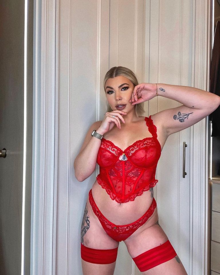 She recently showed off her figure in a series of stunning outfits
