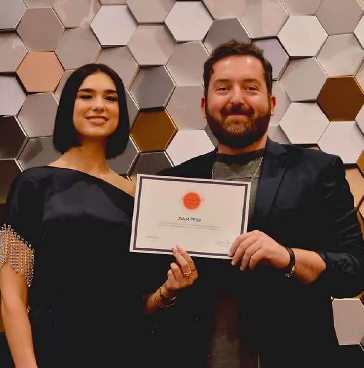 http://sunnyhillfoundation.org/testimonials/</p>
<p>Dua Lipa Suny Hill Foundation