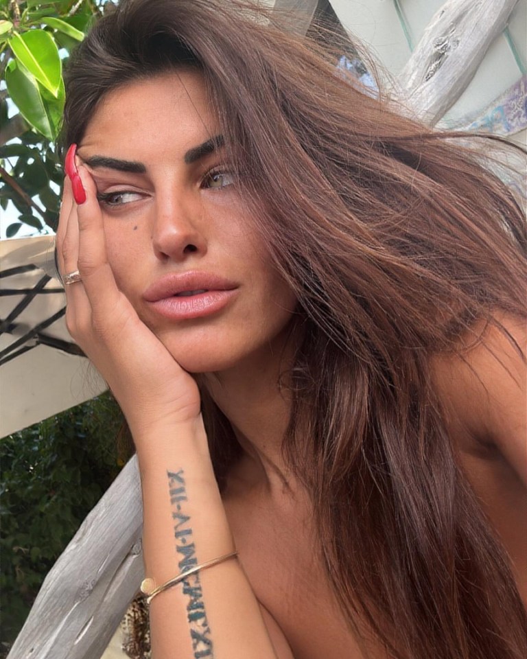 Carolina has been nicknamed the Italian Megan Fox