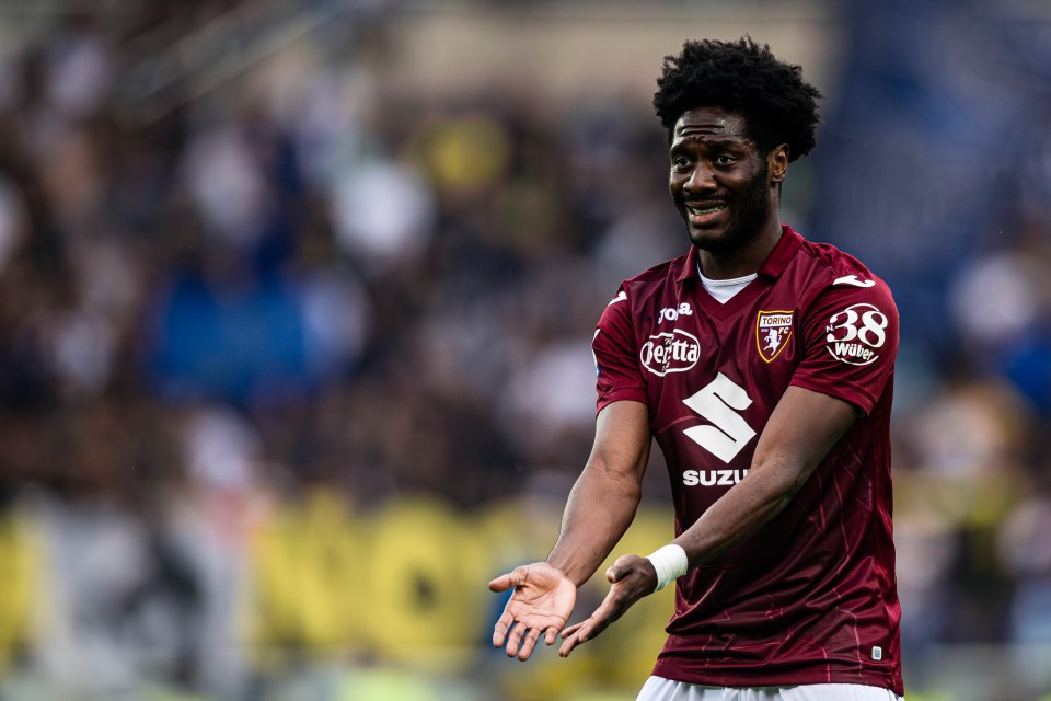 Ola Aina has signed for Nottingham Forest on a free transfer