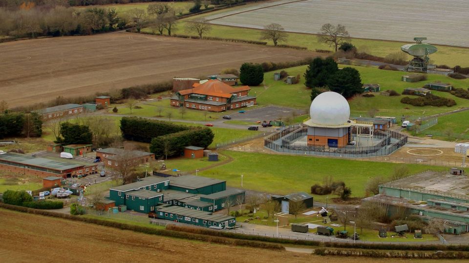 The new Mod Radar station golf ball
