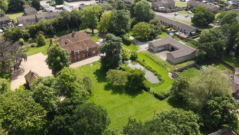 Date: 8 JUNE 2023.****DO NOT BYLINE******.Location: Marston Moretaine, Bedford..Captain Tom building..