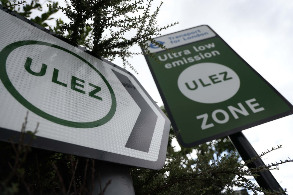 epa10763933 A sign announces the start of the London Ultra-Low Emission Zone (ULEZ) in London Britain, 23 July 2023. ULEZ was introduced in 2019 to tackle toxic air in the city by a taxing polluting vehicles. The environmental policy is thought be be a reason opposition Labour Party failed to win more seats in the bi-elections on 19 July 2023. Ahead of a possible 2024 general election UK political parties are publicly questioning green policy pledges in an attempt to chase populist voters. EPA/NEIL HALL