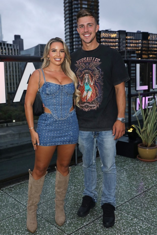 LONDON, ENGLAND - AUGUST 08: Ella Barnes and Mitchel Taylor attend the Maybelline x Mimi Webb Launch Party at Shoreditch House on August 8, 2023 in London, England. (Photo by Dave Benett/Getty Images for Maybelline)