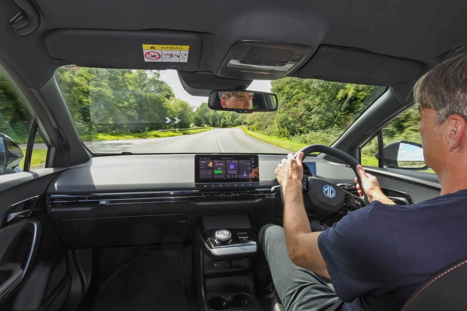 The motor is all-wheel-drive with two high-performance e-motors, one each end
