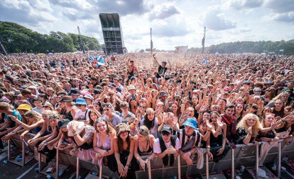 Revelers during the Leeds Festival 2022 at Bramham Park in Leeds. Picture date: Sunday August 28, 2022. PA Photo. Photo credit should read: Danny Lawson/PA Wire