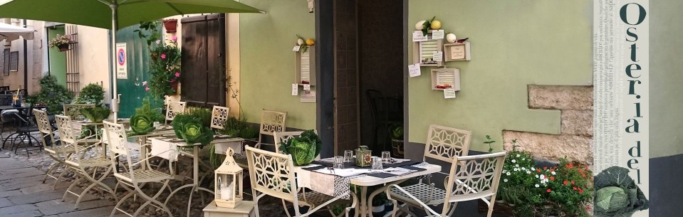 The restaurant is located in Golf of Genoa where cover charges are common