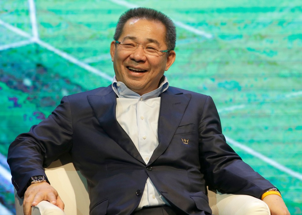 CORRECTS DATE OF INQUIRY ANNOUNCEMENT TO WEDNESDAY, SEPT. 6, 2023 FILE - Leicester City chairman, Vichai Srivaddhanaprabha, smiles during a press conference in Bangkok, Thailand, May 18, 2016. A damaged tail rotor was to blame for a helicopter crash that killed Srivaddhanaprabha, the owner of English soccer club Leicester, and four others in 2018, an accident inquiry said Wednesday, Sept. 6, 2023. (AP Photo/Sakchai Lalit, File)