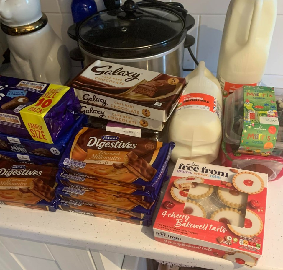 Shoppers are picking up £40 worth of groceries for £3.09