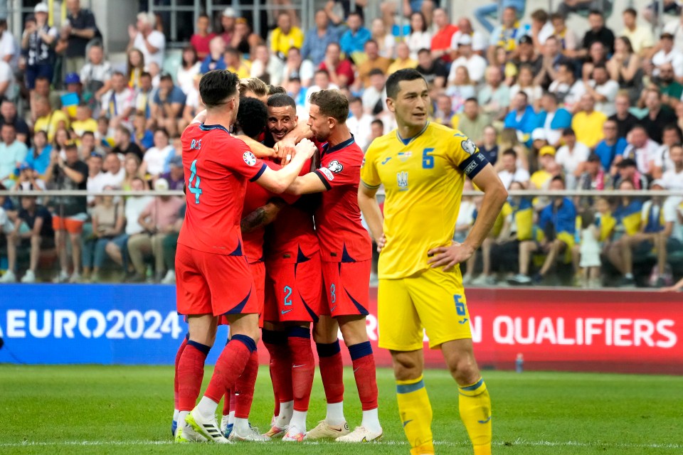 Kyle Walker rescued a draw for England against Ukraine