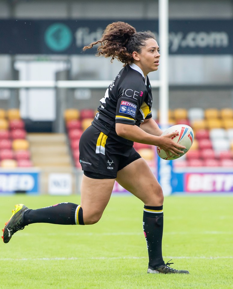 Savannah and York go for glory against Leeds today