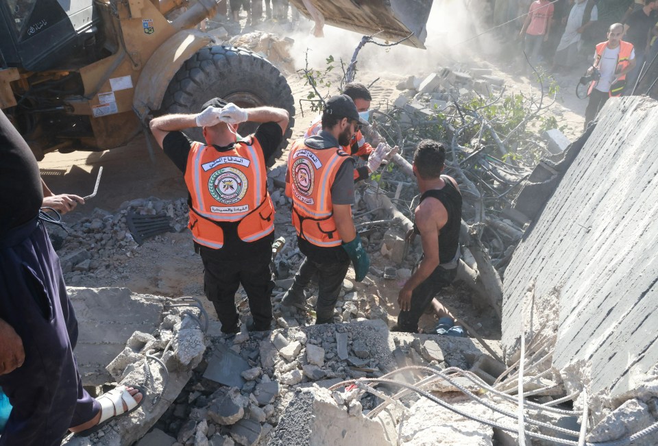The entirety of Gaza has continued to be bombarded