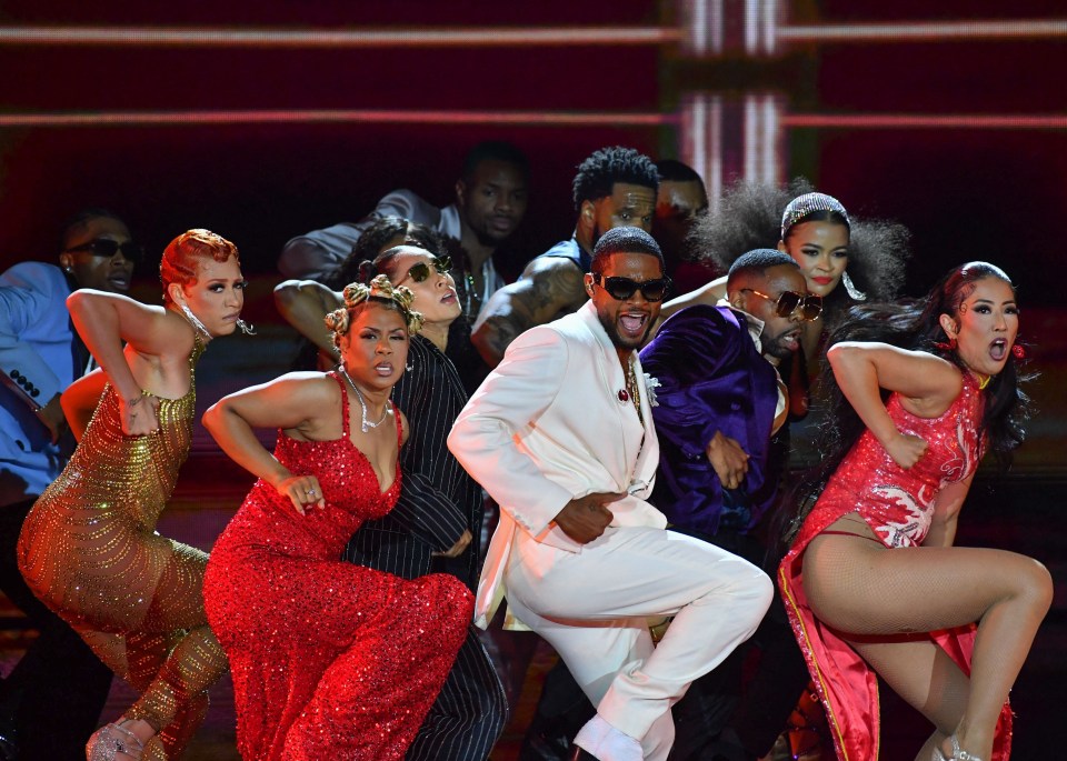 Usher says rocker Bruce Springsteen inspired his showmanship