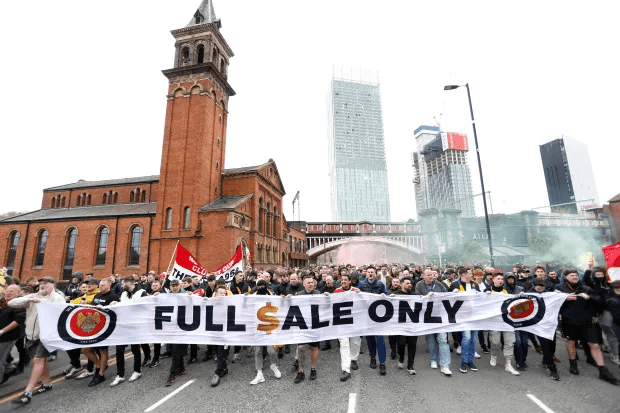 Fans were desperate for a full sale