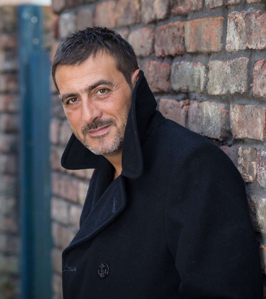 Actor Chris Gascoyne is due to leave the soap