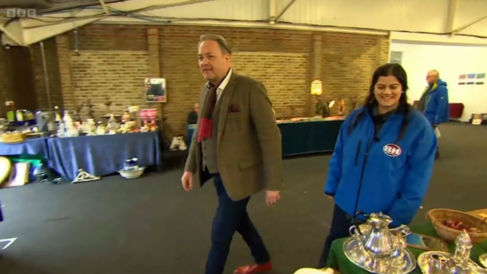 Antique expert, Nick Hall asked: "Is she always like this? Does she always run off?"