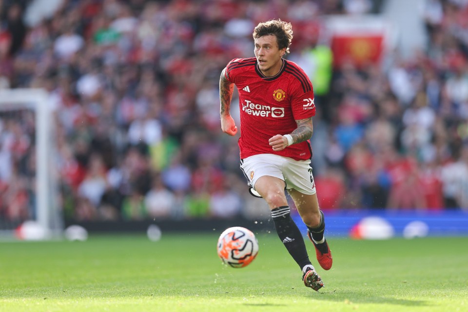 United are suffering with defensive injuries as Victor Lindelof filled in at left-back against Brentford