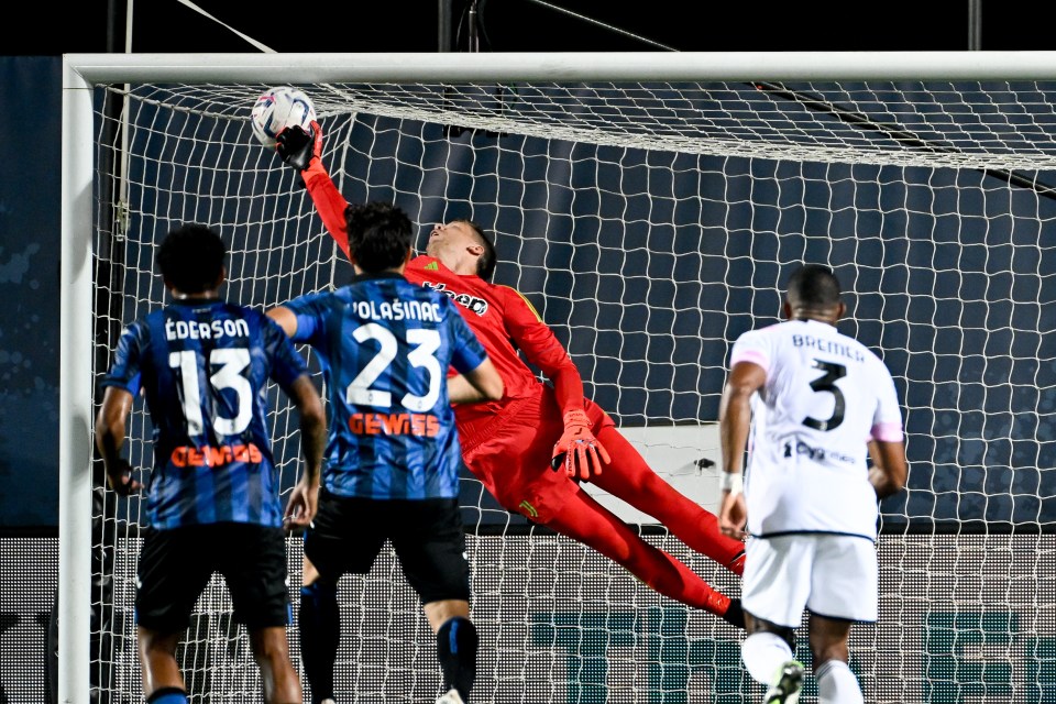 Szczesny made several key saves in Juventus' 0-0 draw with Atalanta