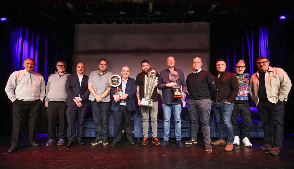 From left to right: Dennis Priestley (1994), John Part (2003, 2008), Rob Cross (2018), Adrian Lewis (2011, 2012), Phil Taylor (1995, 1996, 1997, 1998, 1999, 2000, 2001, 2002, 2004, 2005, 2006, 2009, 2010, 2013), Michael Smith (2023), Raymond van Barneveld (2007), Michael van Gerwen (2014, 2017, 2019), Gerwyn Price (2021), Peter Wright (2020, 2022), Gary Anderson (2015, 2016)