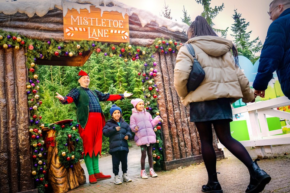 Tickets to Hey Duggee and the Christmas Singalong Badge show start from £18 per person