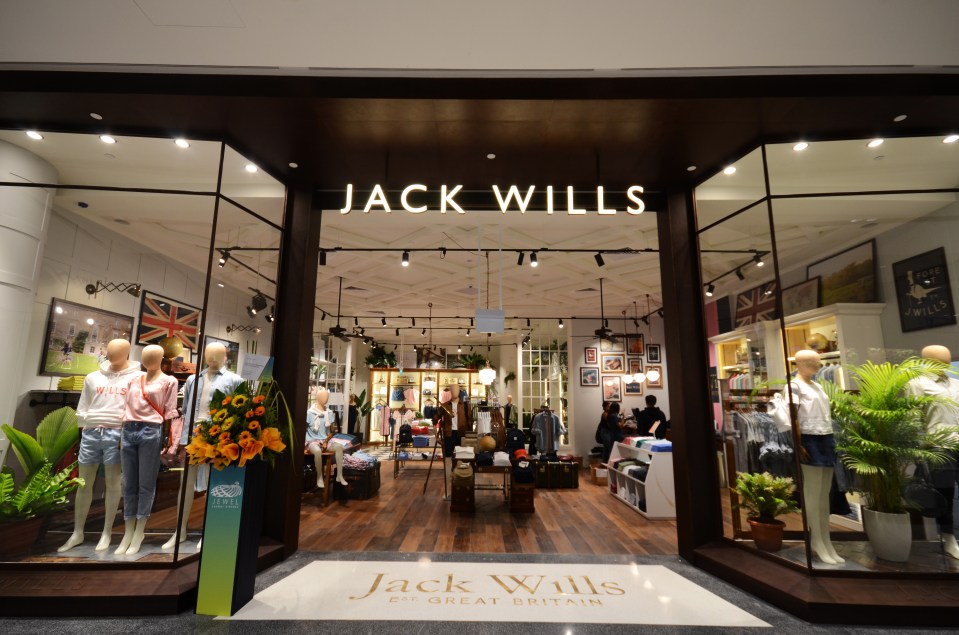 Jack Wills is gearing up to close its branch in Worcester city centre