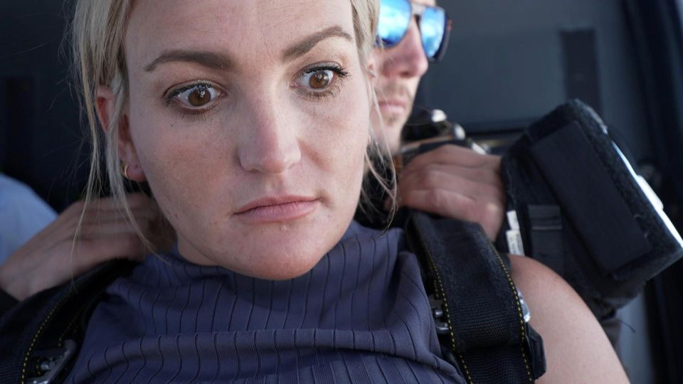 Jamie Lynn Spears also has to jump out of the plane