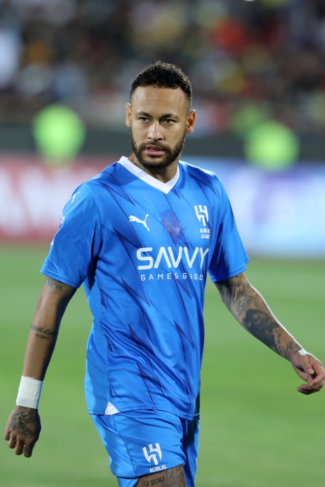 Neymar has debuted a new look that has left fans shocked