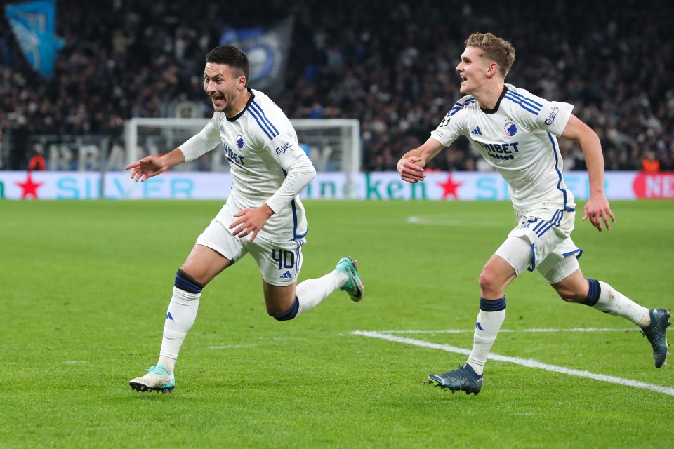 The late sub wheels off in jubilation