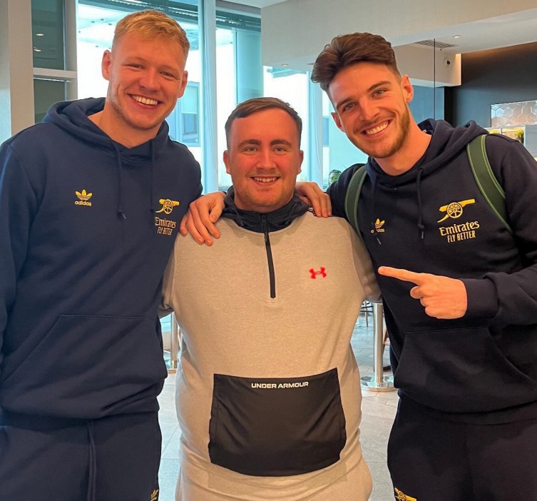 Aaron Ramsdale, Luke Littler And Declan Rice,        , http://twitter.com/DartsBehindThe/status/1740358324754018786/photo/1