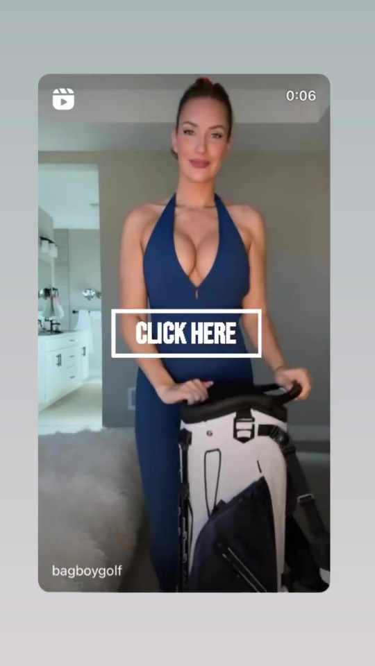 This blue outfit also impressed fans