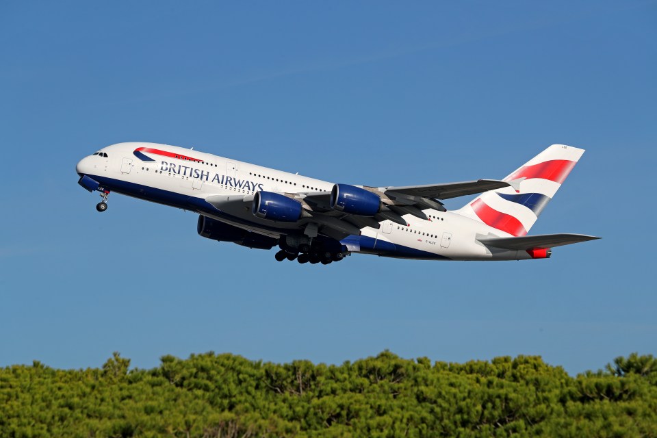 British Airways has launched a new flash sale with £25pp deposits and holiday packages from £149pp