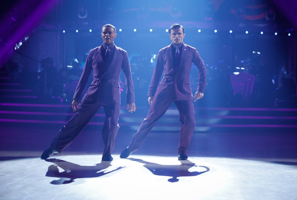 Some fans were left irked that Layton didn't scoop the Glitterball Trophy due to his hugely impressive dance skills
