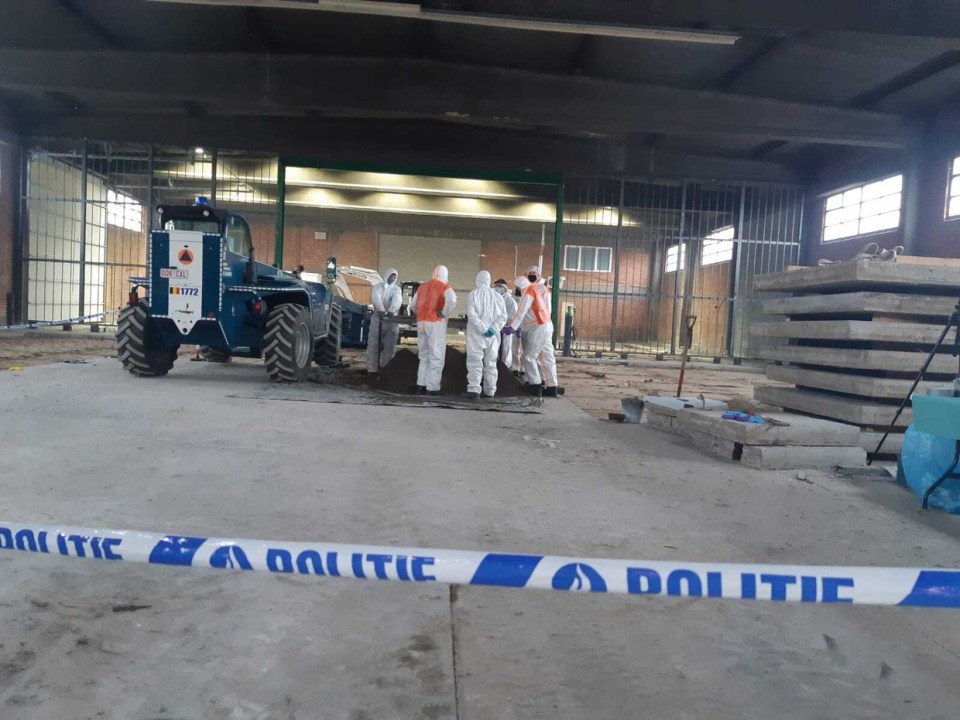 A batch of 4,200kg of cocaine was earlier seized from the same warehouse