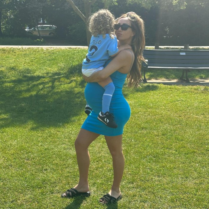 Lauryn Goodman posts alongside Kyle Walker kid Kairo