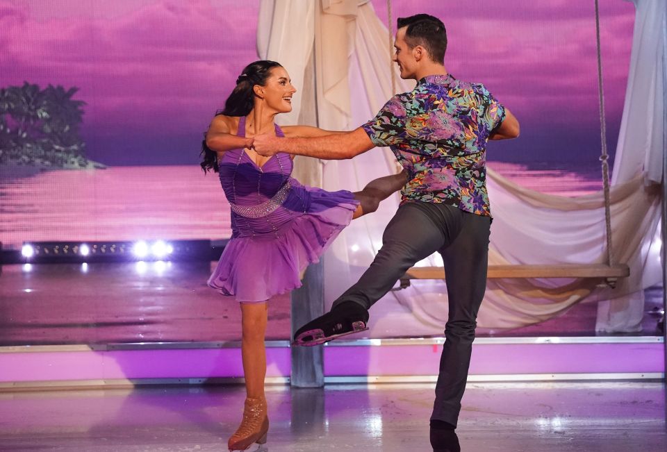 Amber Davies and Simon Seneca took to the ice this evening