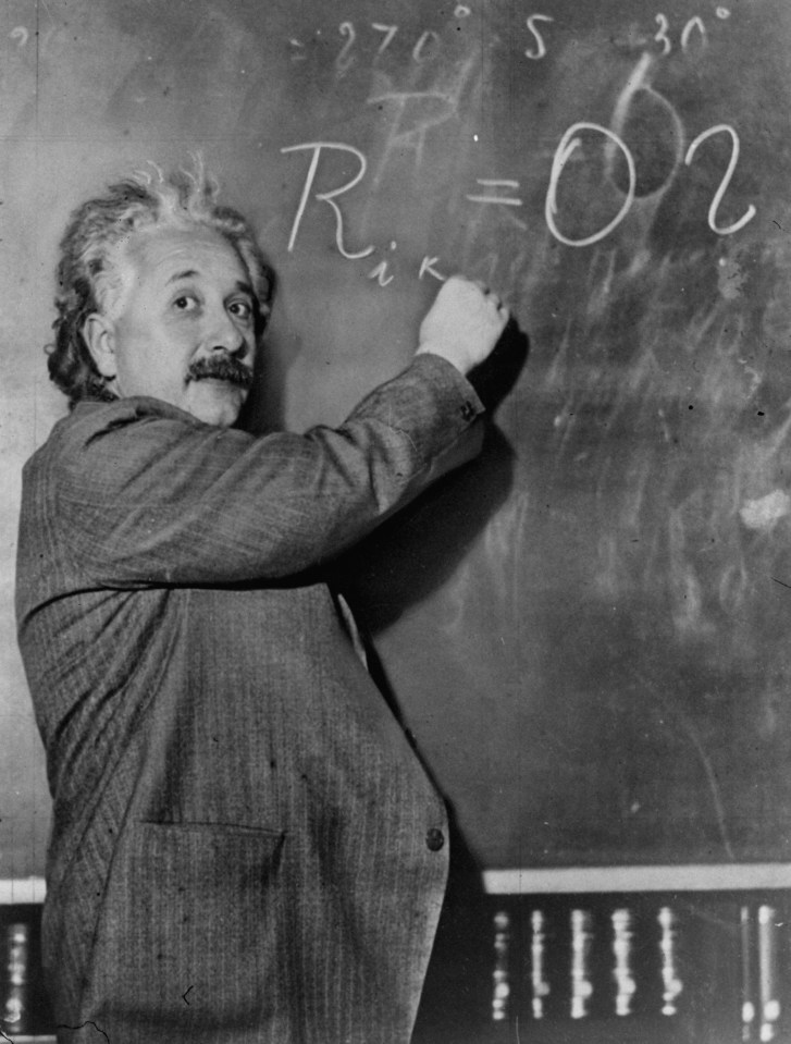 Clever clogs humans, such as Albert Einstein, can connect ideas instantly