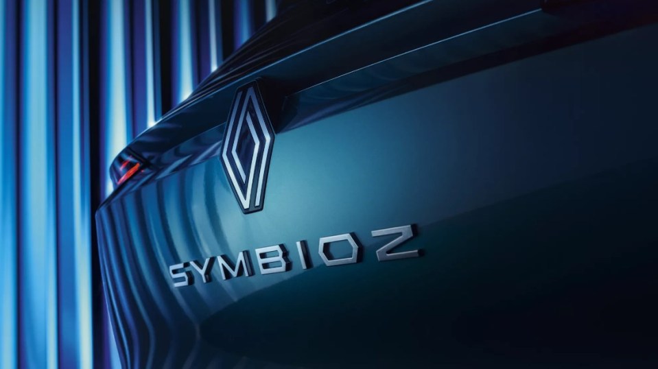 FRENCH CONNECTION Renault to launch brand-new 'fuel saving' hybrid to compete against best selling Nissan - with models name revealed, http://media.renault.com/renault-symbioz-a-compact-family-suv-continuing-the-c-segment-offensive/?lang=eng, Credit: Renault