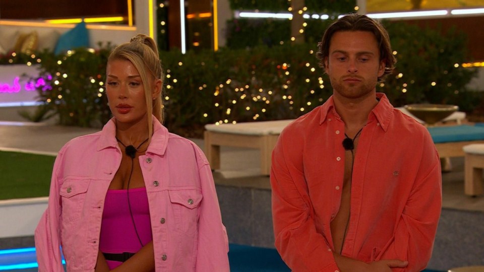 Editorial Use Only. No Merchandising. No Commercial Use. Mandatory Credit: Photo by ITV/REX/Shutterstock (14342131ax) EVE, CASEY 'Love Island: All Stars' TV Show, Episode 28, South Africa - 11 Feb 2024 Arabella Has Eyes on Adam. The Islanders Enjoy Ebay's Pre-loved Pink Party. Casey and Eve's Connection Is in Question. The Villa Receive a Surprise Text.