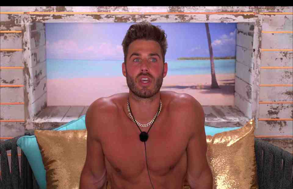 Josh Ritchie has taken viewers by surprise with his romance with Sophie