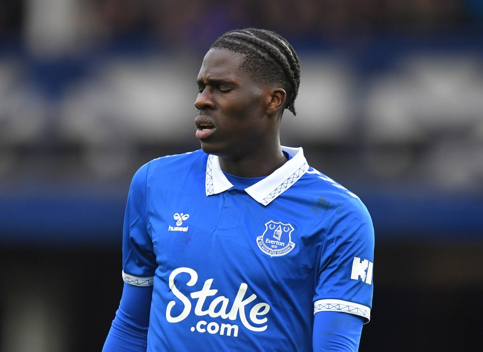 Barcelona have joined the chase for Everton’s Amadou Onana