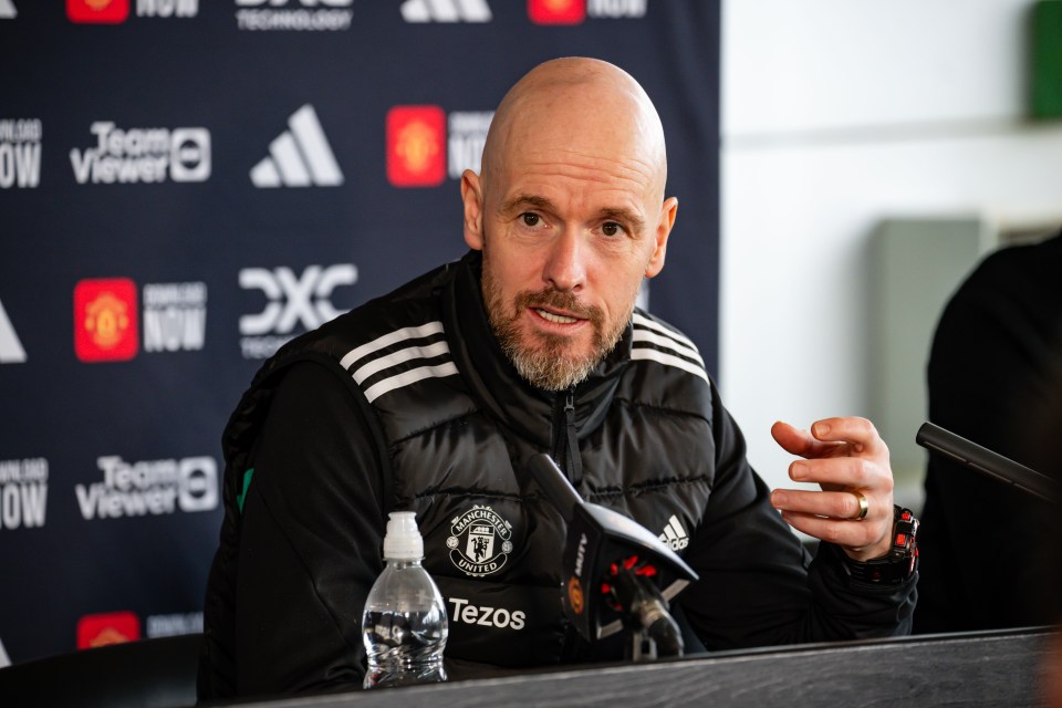 Erik ten Hag and his predecessors have had to work in a difficult environment, claims Ratcliffe