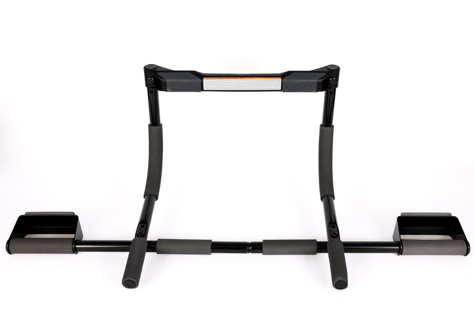 This piece of kit can be used for pull-ups, dips, pushups and sit-ups