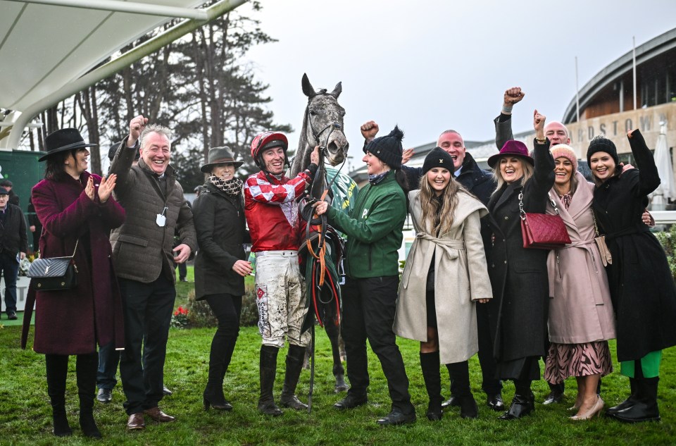 Sir Alex Ferguson swooped in to buy top Gordon Elliot horse