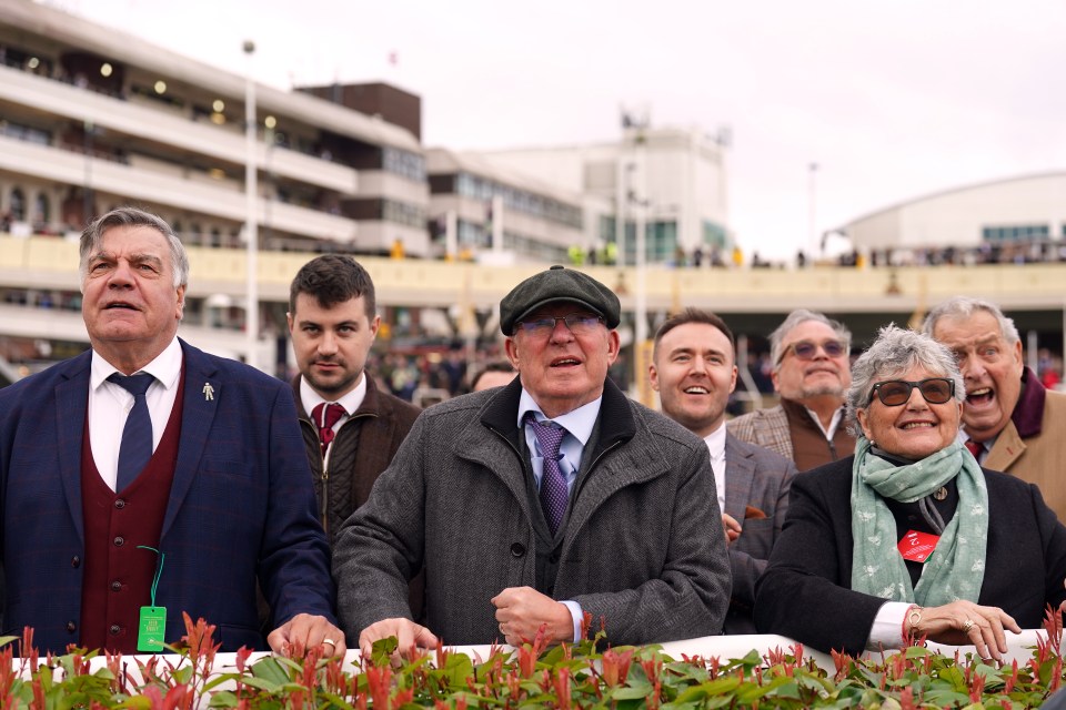 Sam Allardyce, left, also joined Ferguson's group for the races