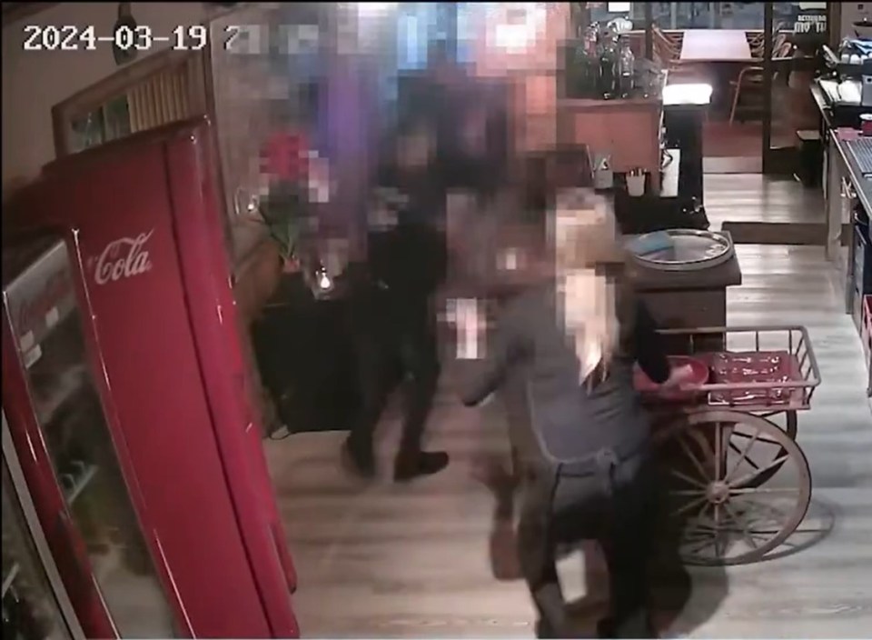 Moment the biker thugs start punching the restauranter
